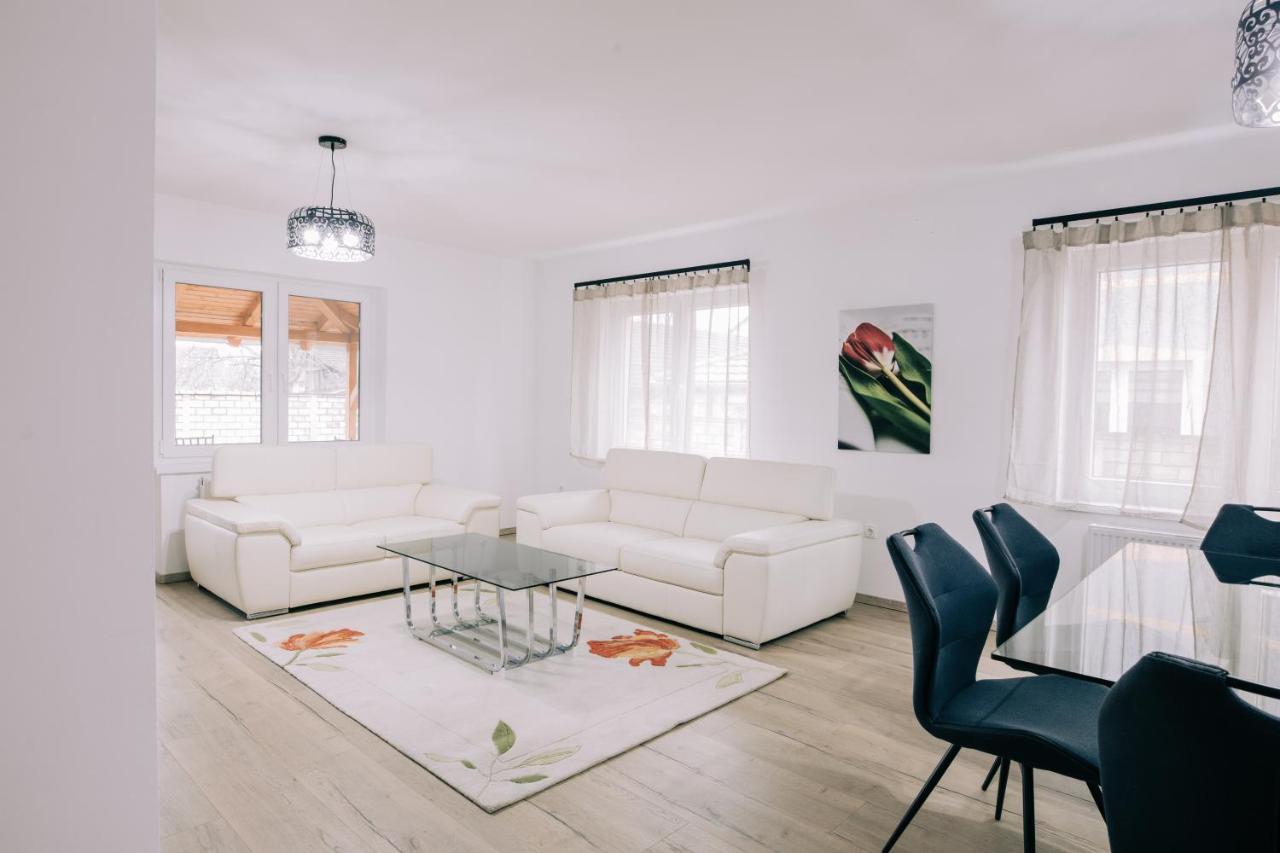 Tulip Guest House I. Palić Extérieur photo